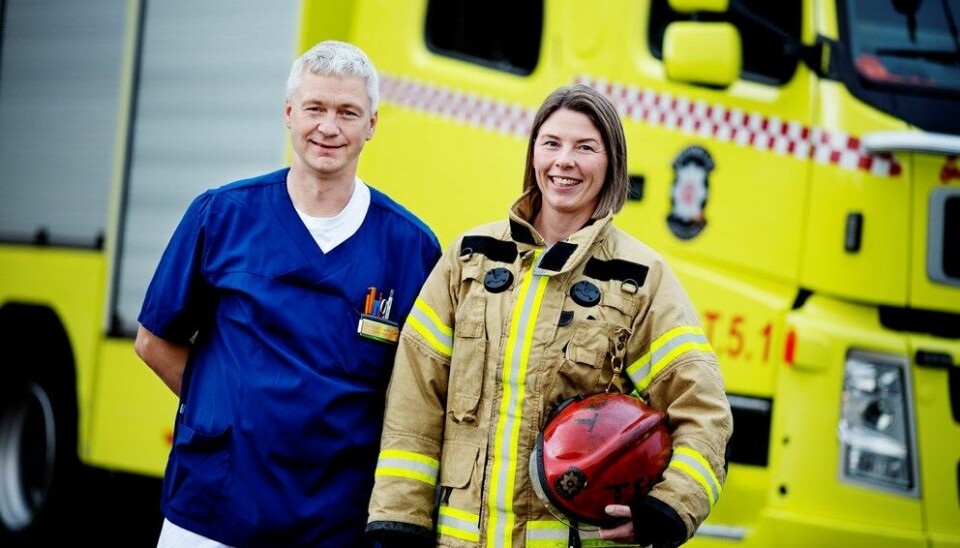 Sykepleier Tor Olav Evenshaug i Malvik kommune sammen med Trygg hjemme-koordinator Anniken Lie i Trøndelag brann- og redningstjeneste.