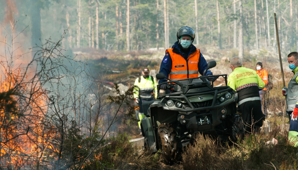 I Telemark øver brannvesen, skogbranntropper, sivilforsvar og skogbrannhelikopter sammen annet hvert år.